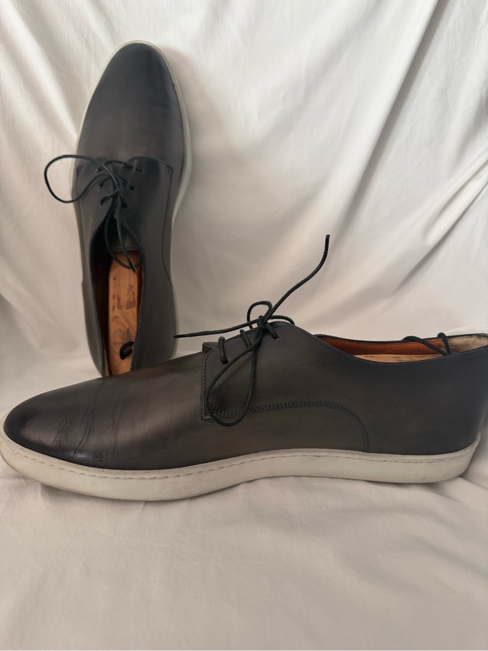 Santoni Durbin Men's Black Leather Lace-Up Casual Sneakers